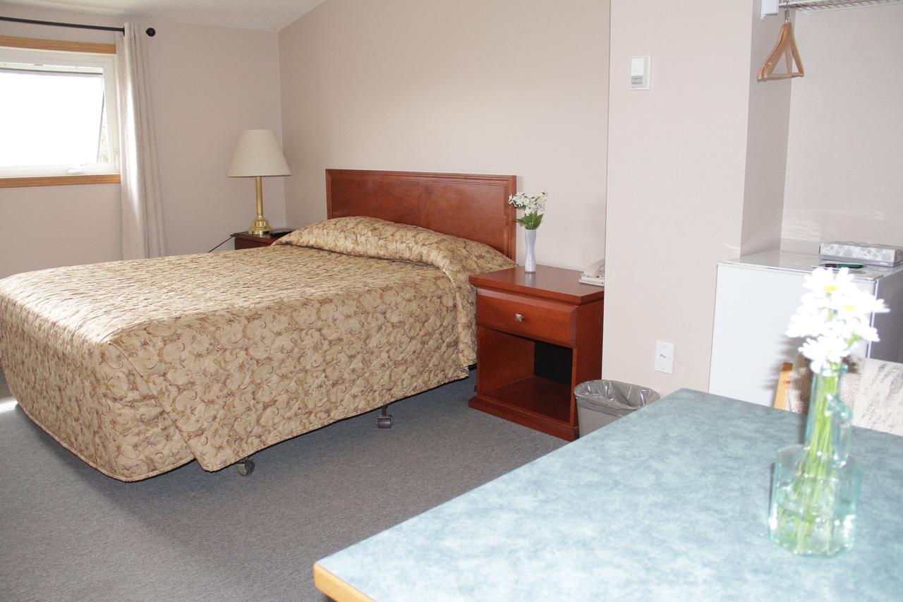 Manning Garden Court Motel المظهر الخارجي الصورة